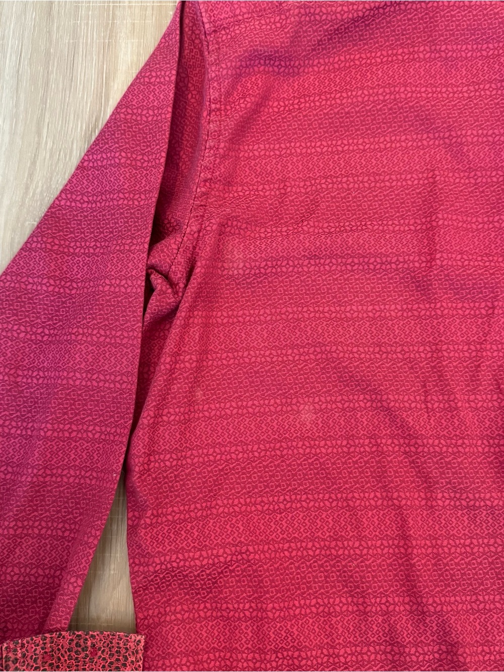 Robert Graham Men’s Red/Burgundy Button-Up Shirt - Picture 7 of 10